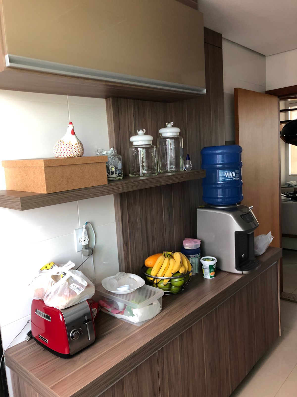 ÓTIMA COBERTURA DE TRÊS QUARTOS NO BAIRRO JARDIM CAMBUÍ